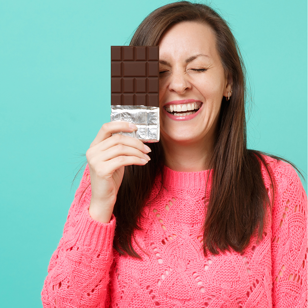 Sabia que o chocolate preto ajuda a proteger os dentes?